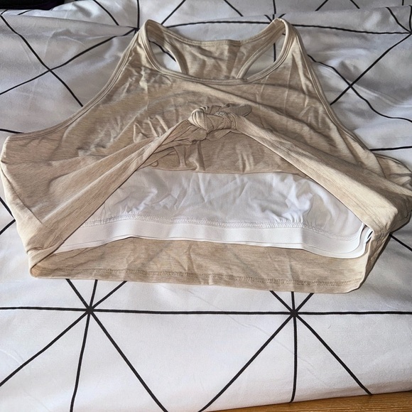 Gap crop tank top / sports bra - Picture 3 of 4